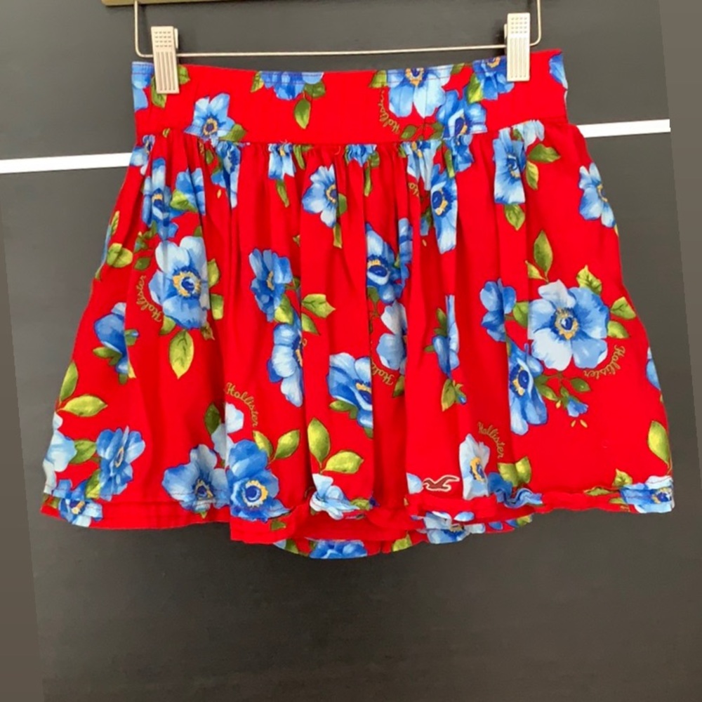 Hollister Red Floral Tropical Skirt - Picture 1 of 9